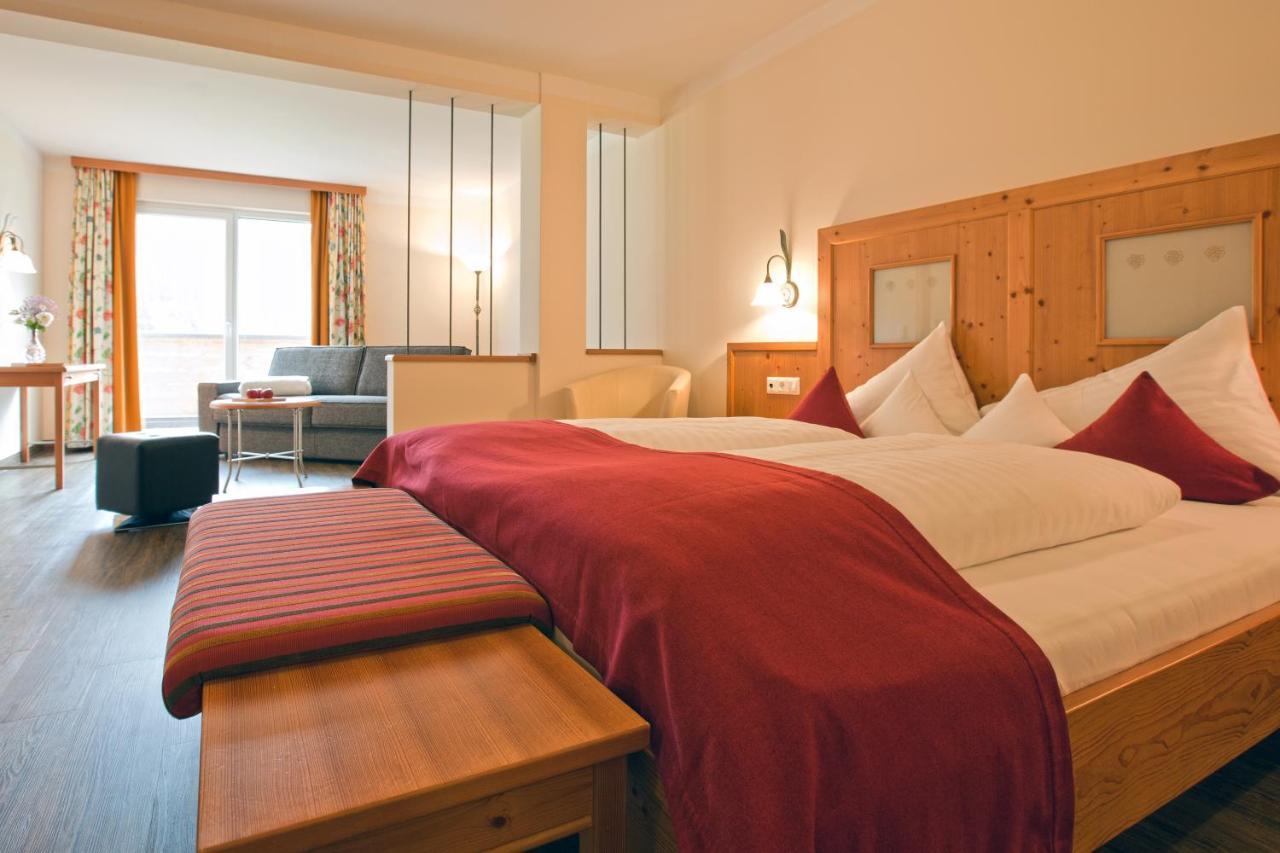 Hotel Truyenhof Ried im Oberinntal Luaran gambar