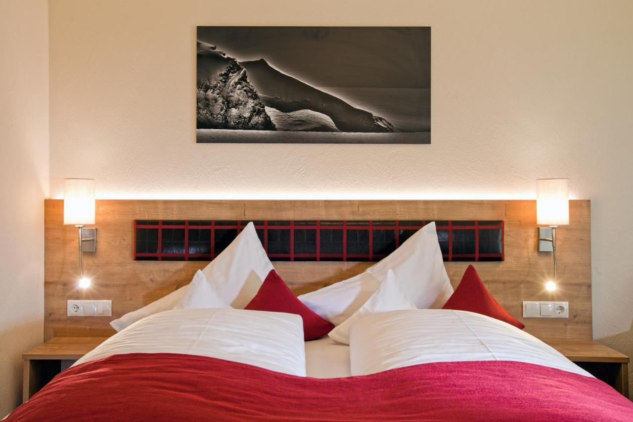 Hotel Truyenhof Ried im Oberinntal Luaran gambar