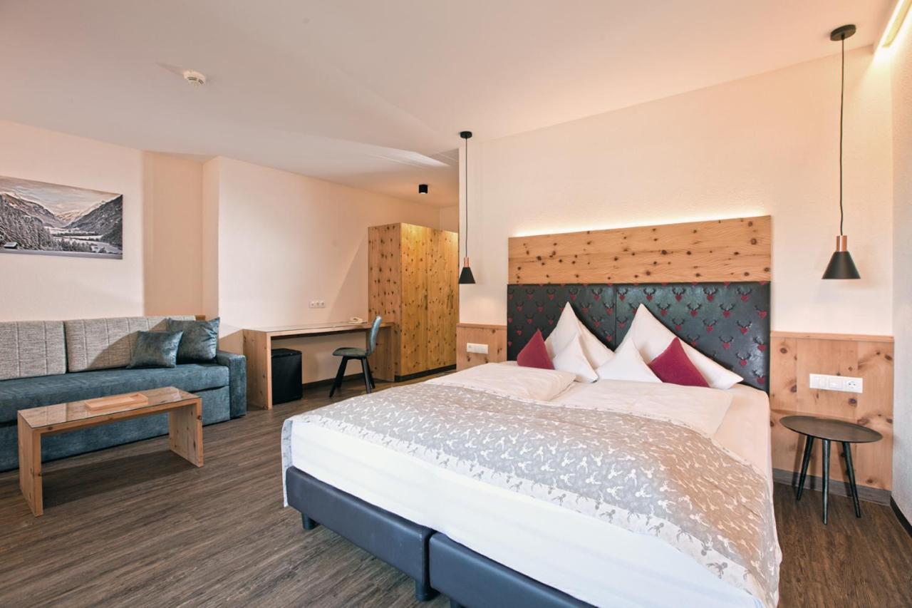 Hotel Truyenhof Ried im Oberinntal Luaran gambar