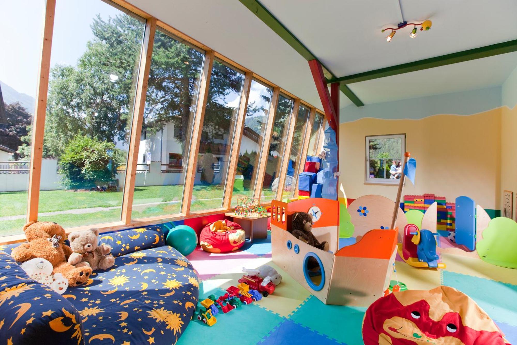 Hotel Truyenhof Ried im Oberinntal Luaran gambar