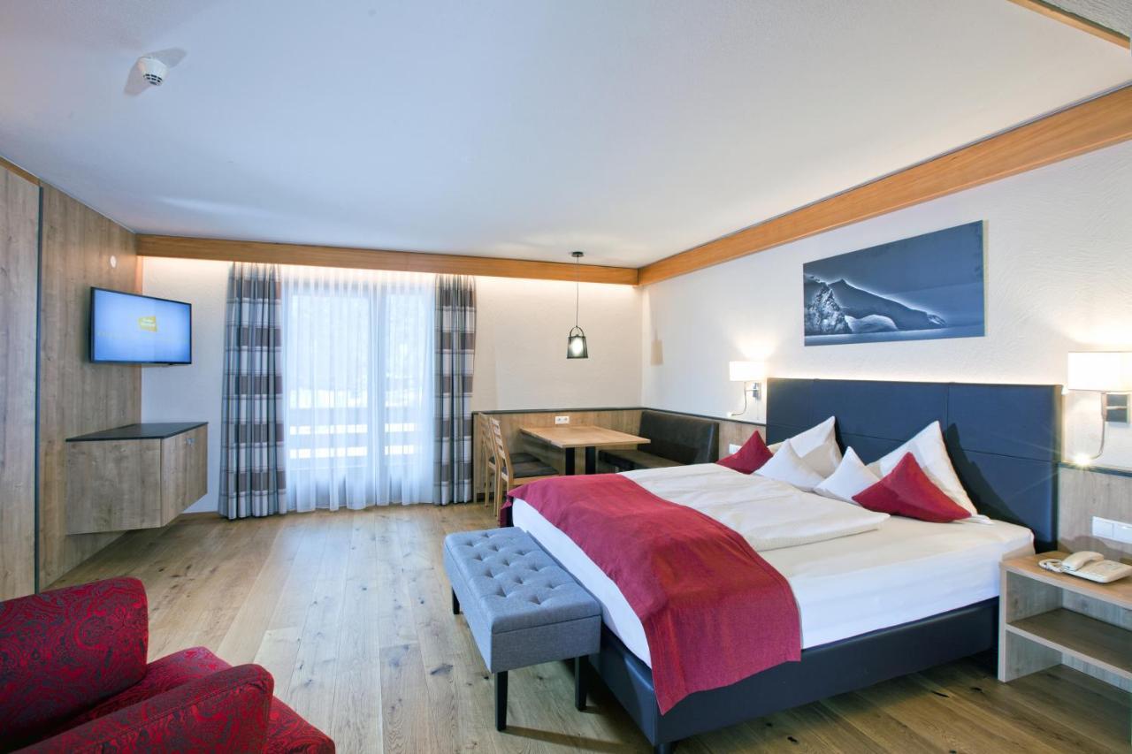 Hotel Truyenhof Ried im Oberinntal Luaran gambar